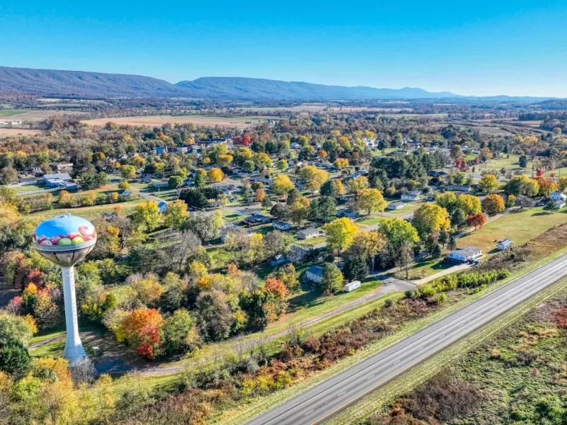wp-content/uploads/2025/07/DJI_0099x2048.jpg.webp