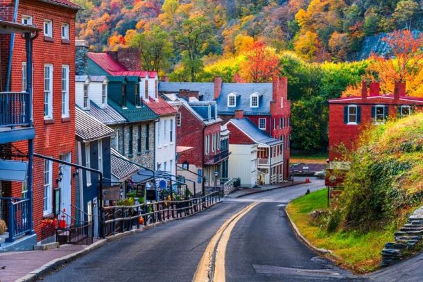 wp-content/uploads/2024/04/harpers-ferry-west-virginia-usa-townscape-at-dawn-in-autumn-orig-1.jpg