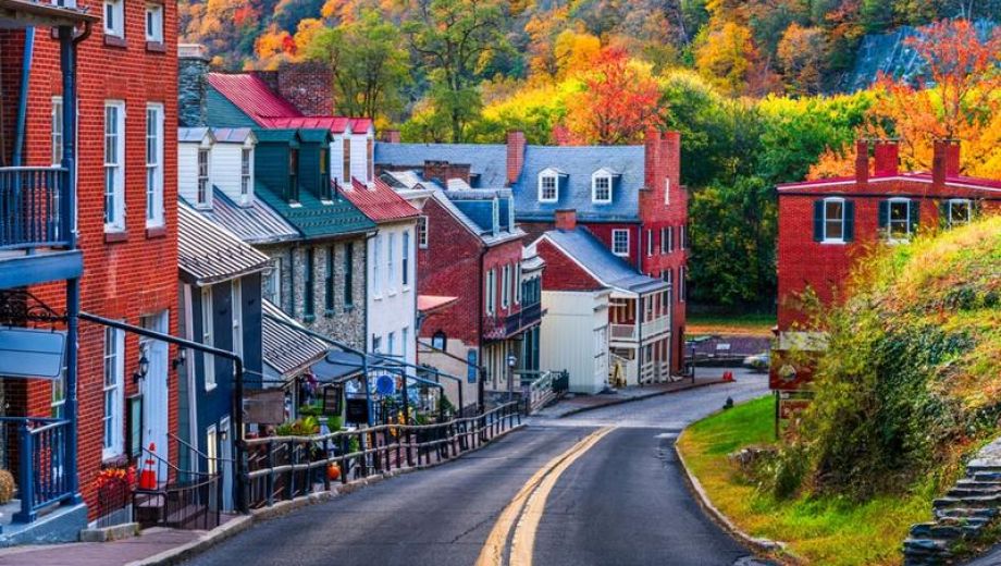 wp-content/uploads/2024/04/harpers-ferry-west-virginia-usa-townscape-at-dawn-in-autumn-orig-1.jpg