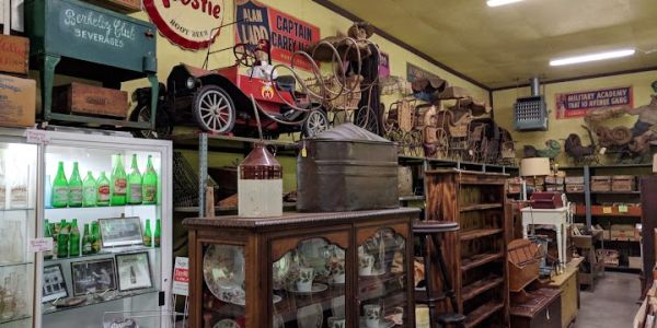 Youngblood’s Antiques