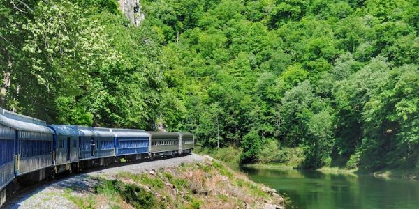 Potomac Eagle Scenic Railroad