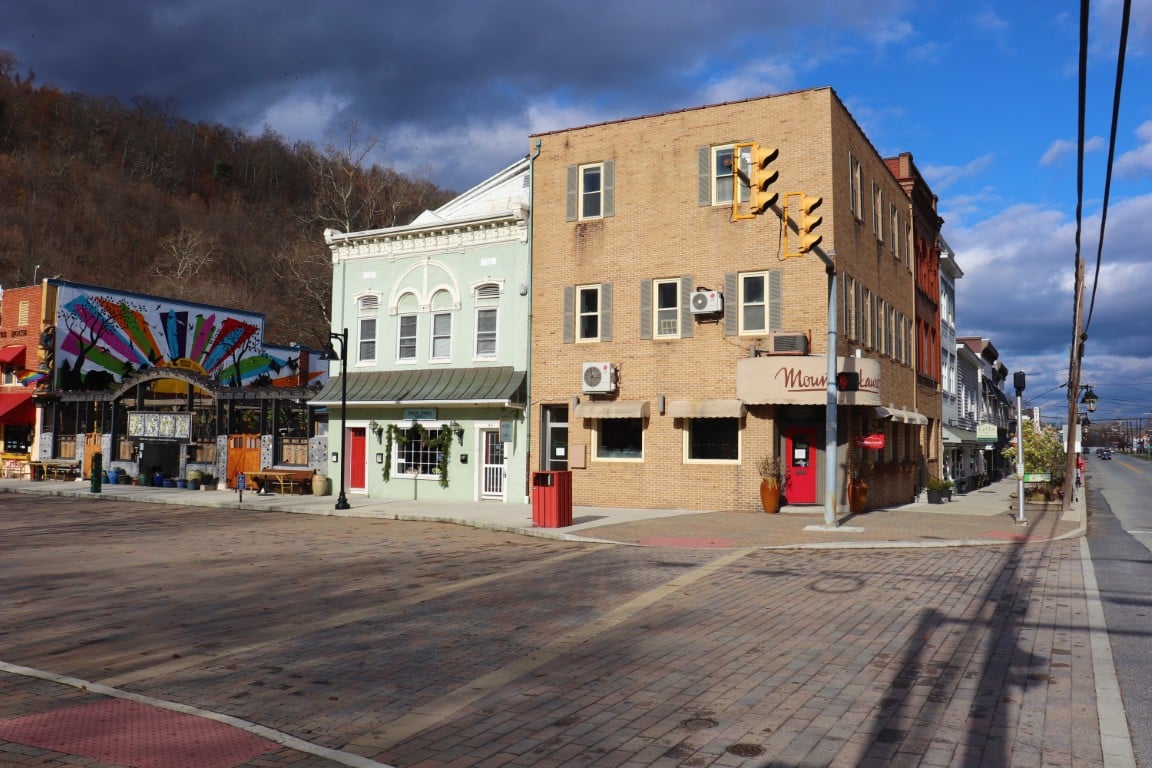 Spring in Berkeley Springs: What to Expect for Your Trip Featured Image